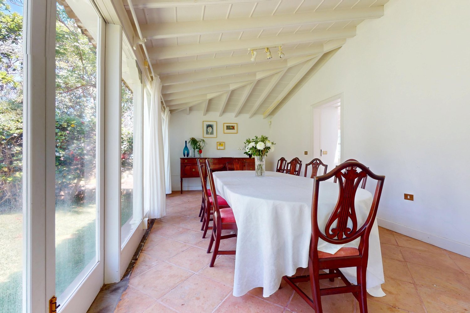 Luxury Villa with Private Garden and Sea Views