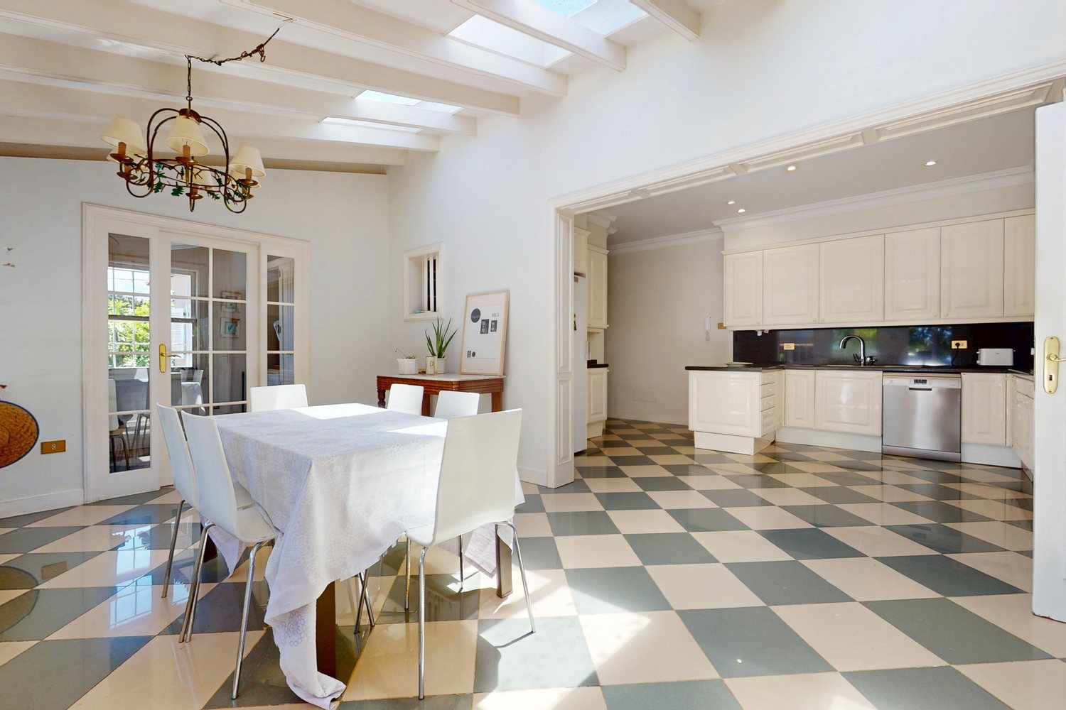 Luxury Villa with Private Garden and Sea Views